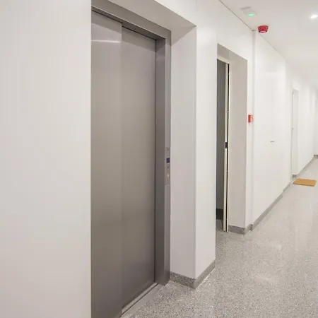 Almada Prime I Porto