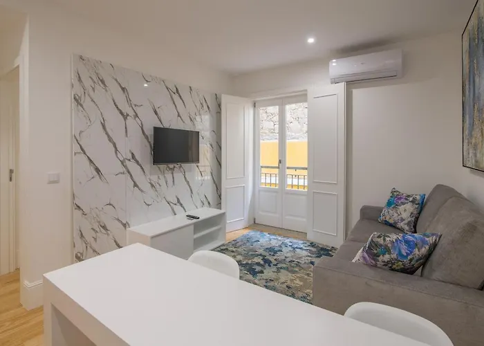 Almada Prime I * Porto