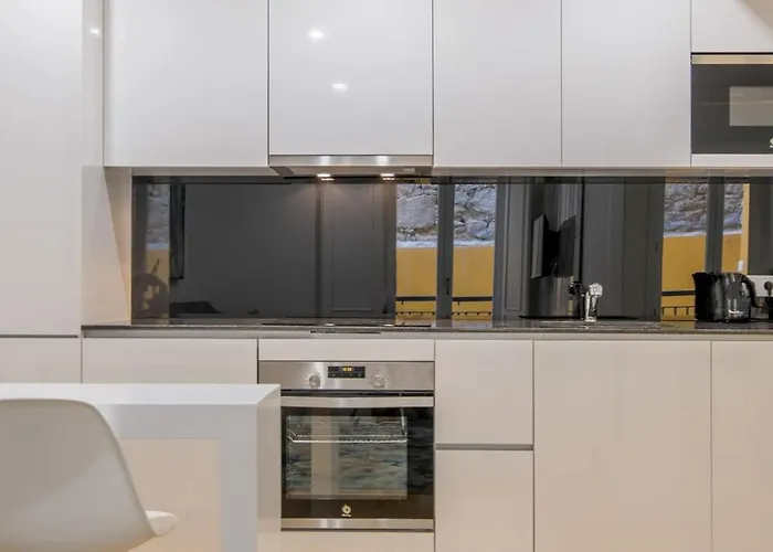 Almada Prime I Oporto